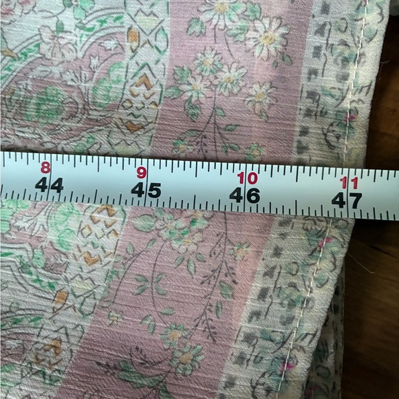 Thursday Island Floral Midi Dress in Soft Pink - Picture 7 of 8